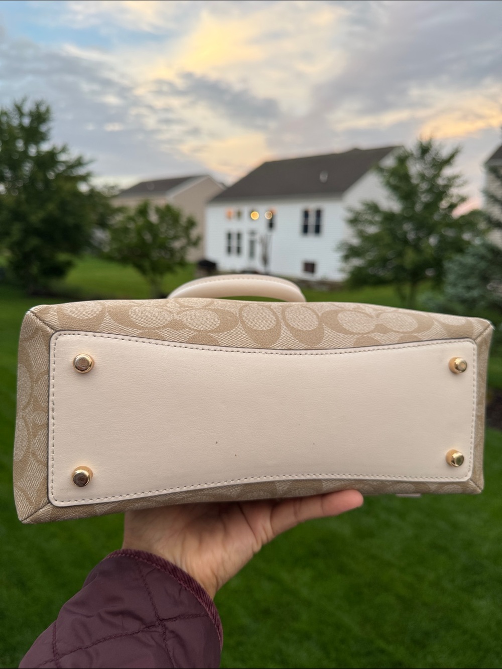 ❤️Coach Mini Lillie Carryall In Signature Canvas ❤️ - Picture 17 of 17